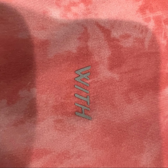 Peloton Legging WITH Heatwave High Rise Capri - Picture 5 of 5